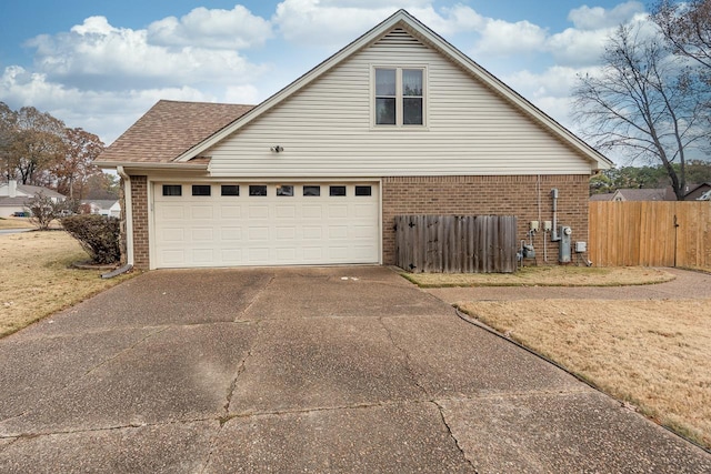 view of side of property featuring a yard