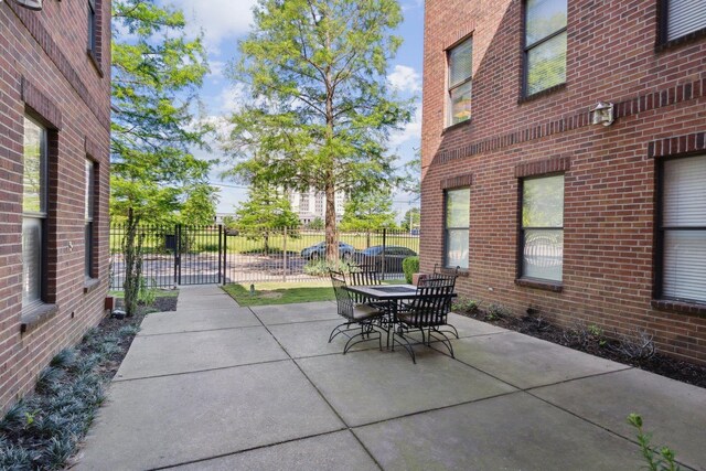 720 Litty Ct Unit 102, Memphis, TN 38103 - view of patio / terrace