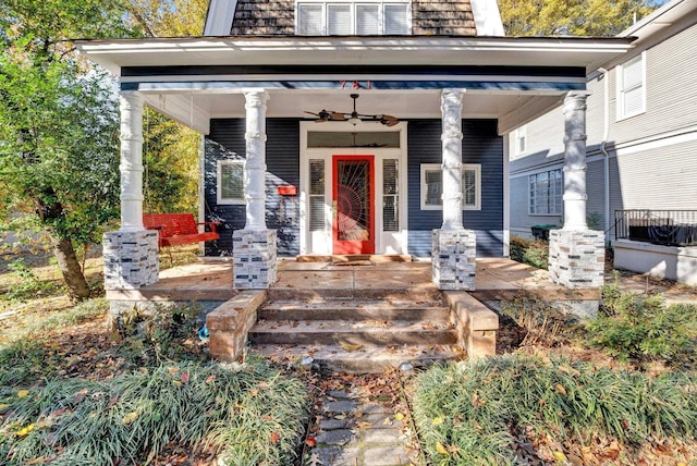 property entrance with covered porch