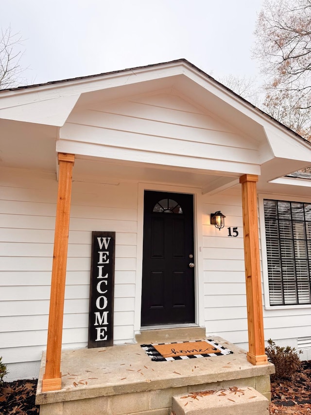 entrance to property with a porch