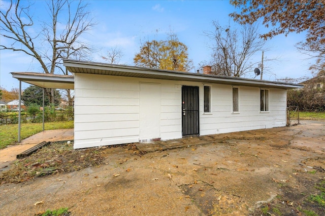 view of outdoor structure