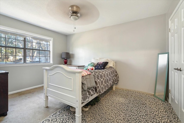 bedroom featuring ceiling fan