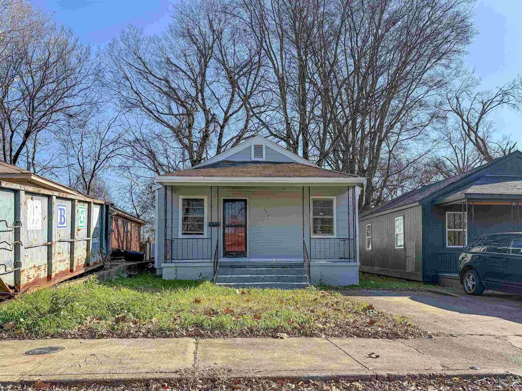 bungalow-style home featuring a porch