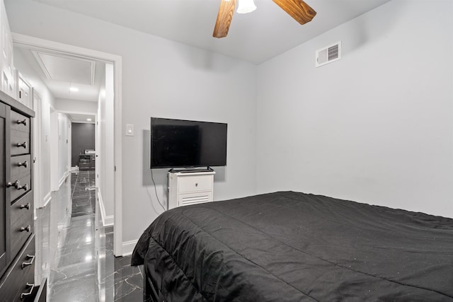 bedroom with ceiling fan