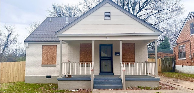 bungalow featuring a porch