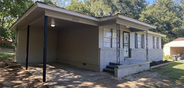 view of home's exterior