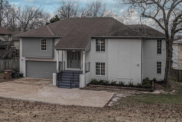 view of front facade featuring a garage