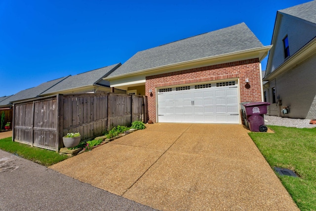 474 S Shea Rd, Collierville, TN 38017 - garage featuring concrete driveway