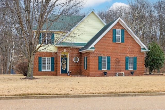 front of property featuring a front yard