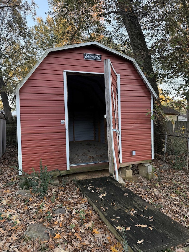 view of outdoor structure