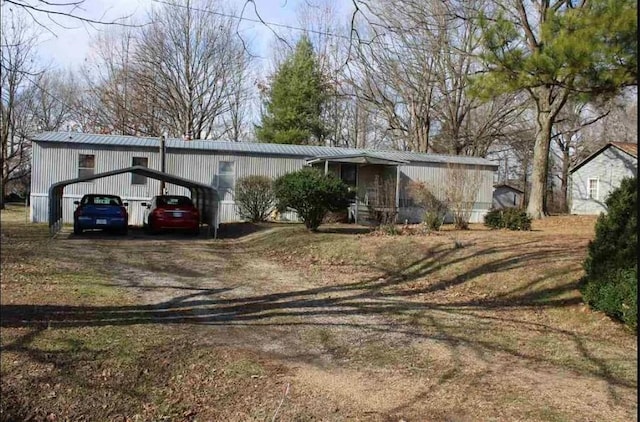 view of front of property