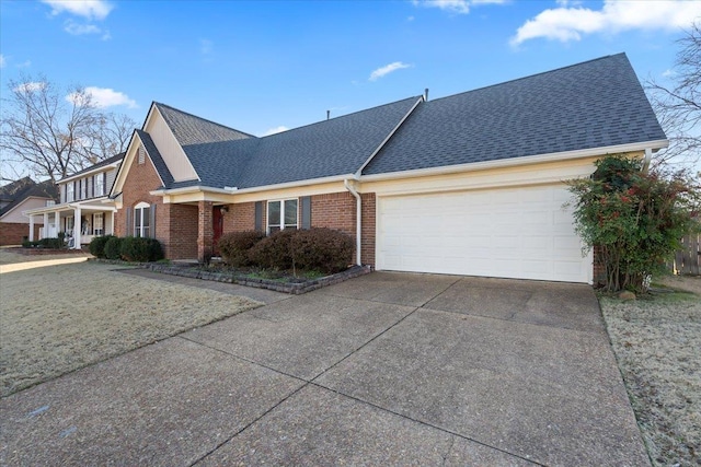 view of front facade featuring a garage