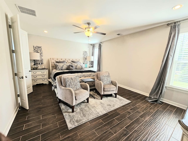 bedroom featuring ceiling fan