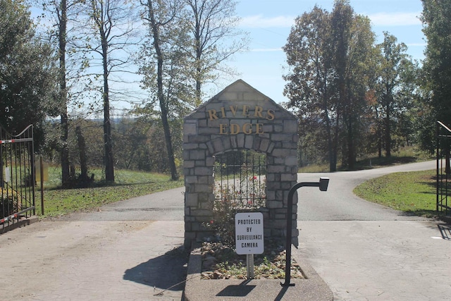 Listing photo 2 for 121 Rivers Edge Cir Lot 13, Bath Springs TN 38311