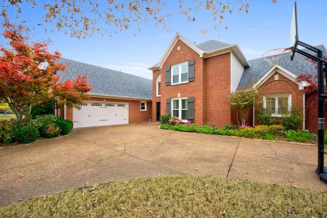 view of front property featuring a garage