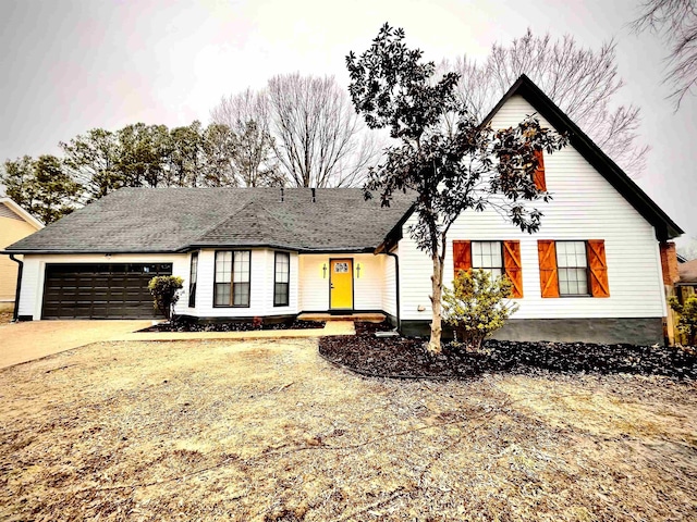 view of front facade with a garage