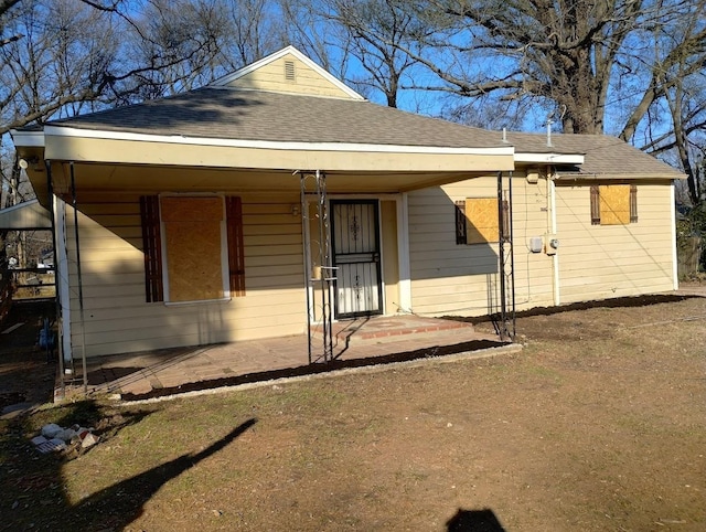 view of front facade featuring a porch