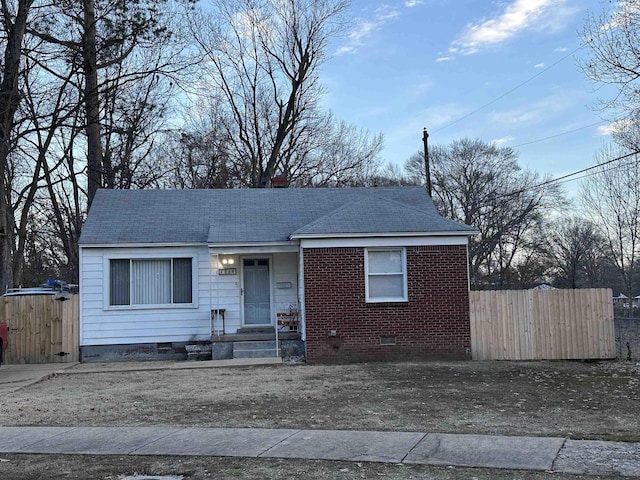 view of front of property