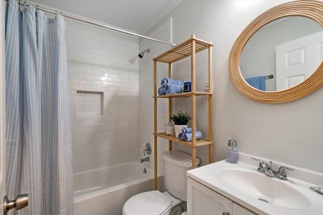 full bathroom featuring toilet, vanity, and shower / bath combo