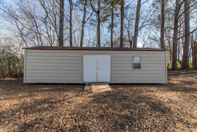 view of outbuilding