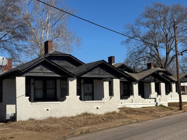 view of side of property