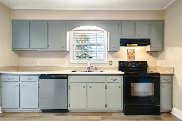 kitchen featuring dishwasher, black / electric stove, light hardwood / wood-style floors, crown molding, and sink