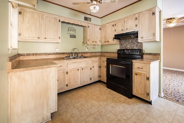 kitchen featuring black / electric stove, sink, crown molding, ceiling fan, and light brown cabinets