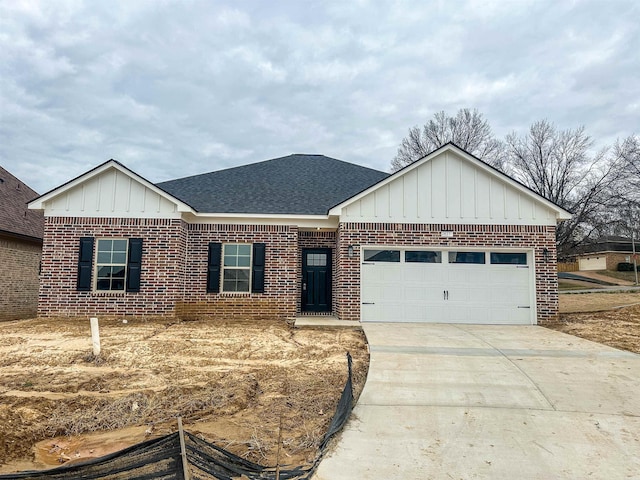 2827 Epping Crest Cv, Memphis, TN 38128 - view of front of house featuring a garage