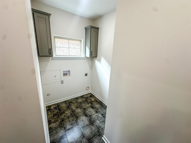 2827 Epping Crest Cv, Memphis, TN 38128 - laundry area with washer hookup, hookup for an electric dryer, and cabinets