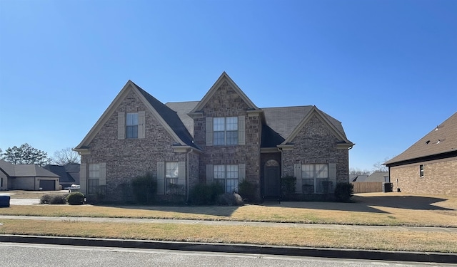 view of front of house with a front yard