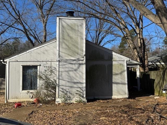 view of property exterior