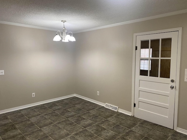 unfurnished room featuring an inviting chandelier, crown molding, and a textured ceiling