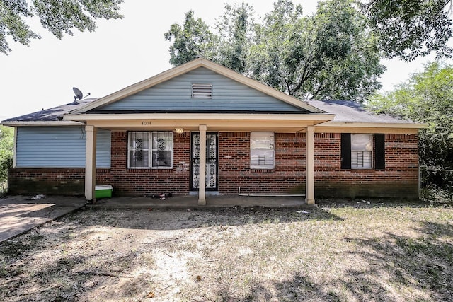 view of front of property