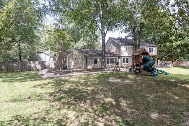 view of yard featuring a playground