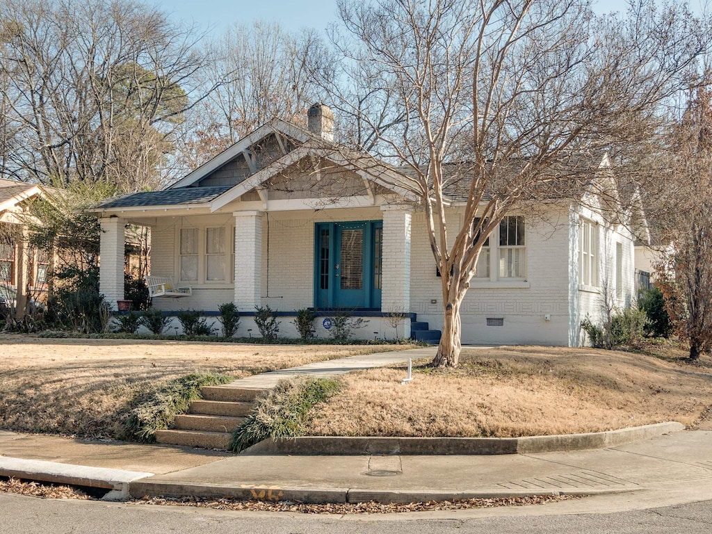 view of front of home with a porch