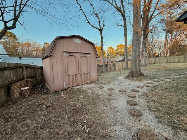 view of outbuilding