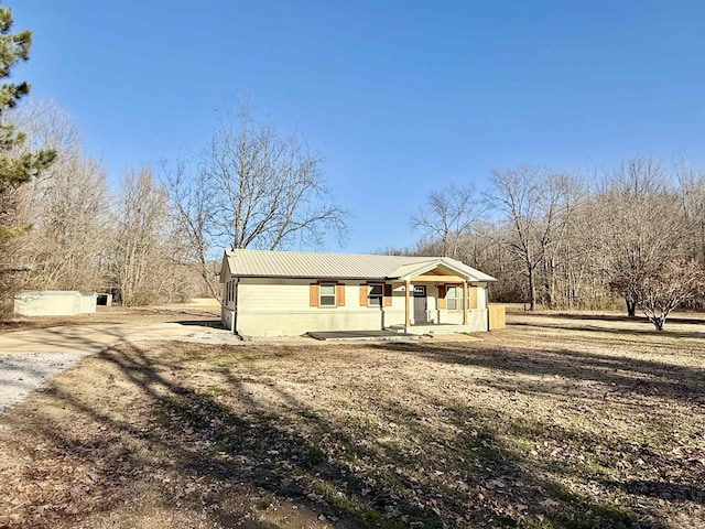 view of front of home featuring a porch