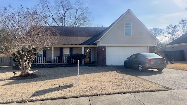 view of front of property featuring a porch