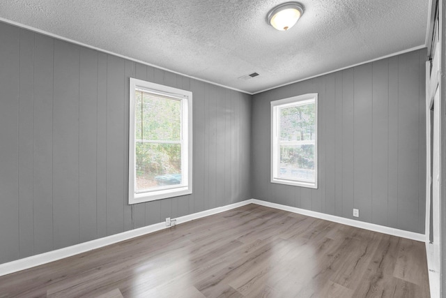 empty room featuring light hardwood / wood-style flooring