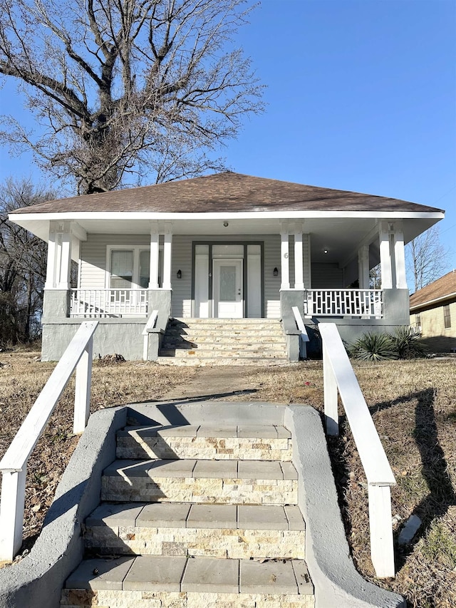 view of front of home featuring covered porch