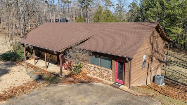 view of front of property featuring central AC