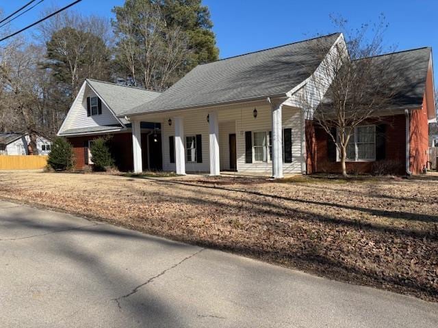 view of front of property with a porch