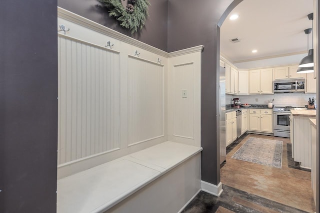 view of mudroom