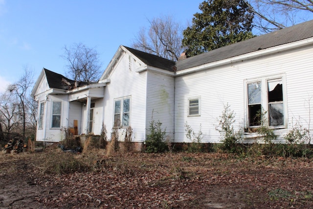 view of side of property