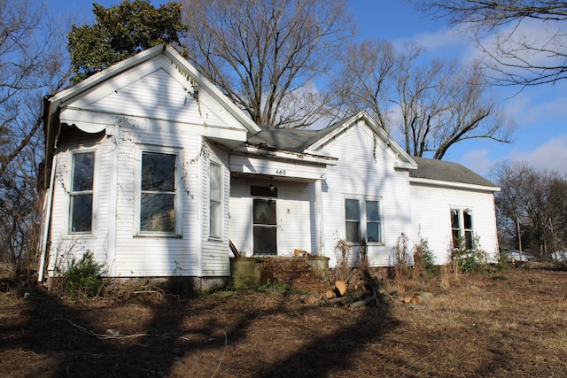 view of front of property