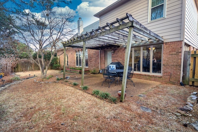 view of yard featuring a patio area and a pergola