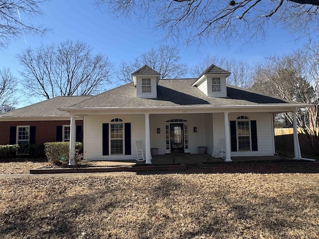 view of front of property with covered porch