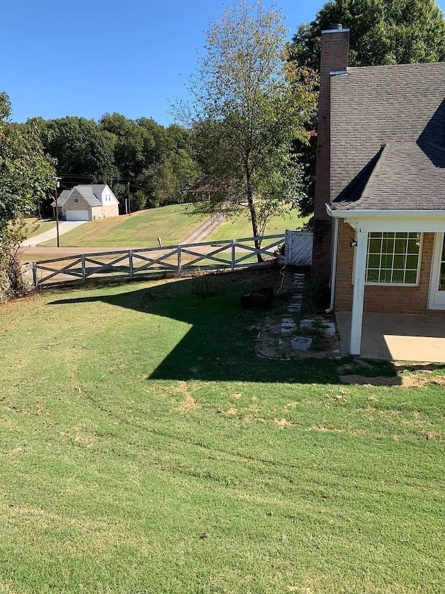 view of yard with a patio area