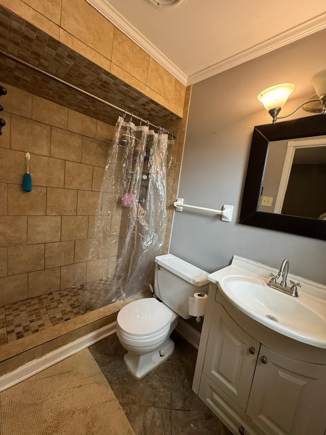 bathroom featuring crown molding, curtained shower, vanity, and toilet