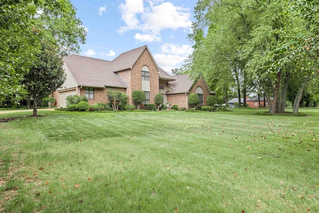 view of front of house with a front yard